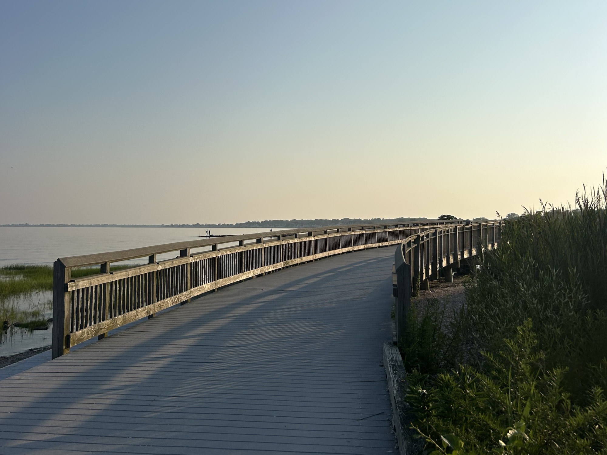 The Connecticut coastline at Silver Sands State Park