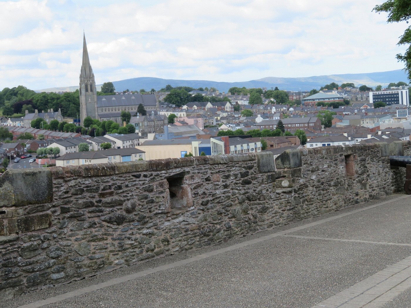 the walls of derry