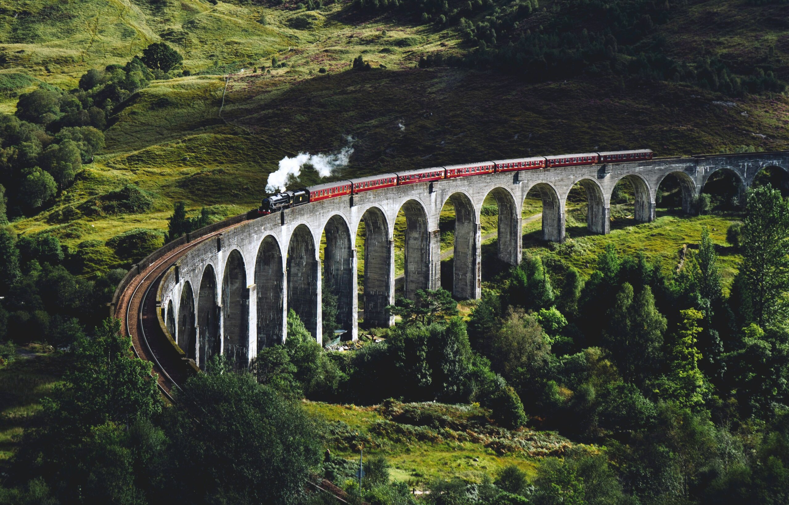 glenfinnan viaduct, scotland