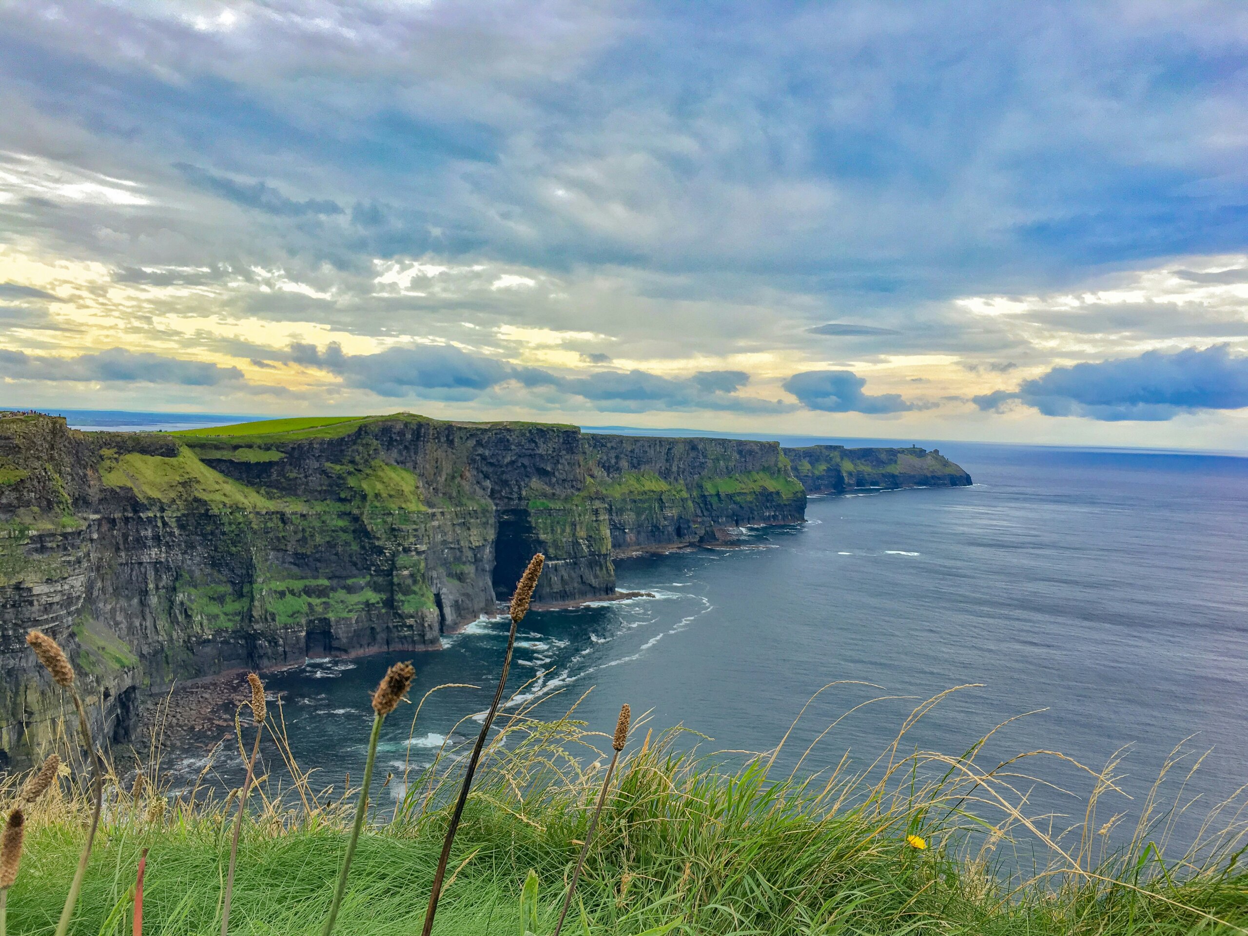 the cliffs of moher