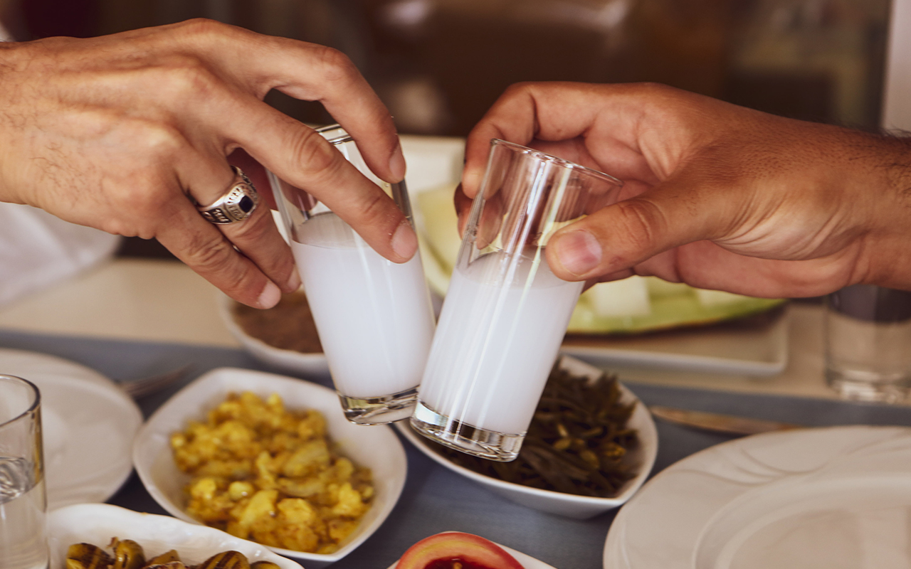 Raki drink