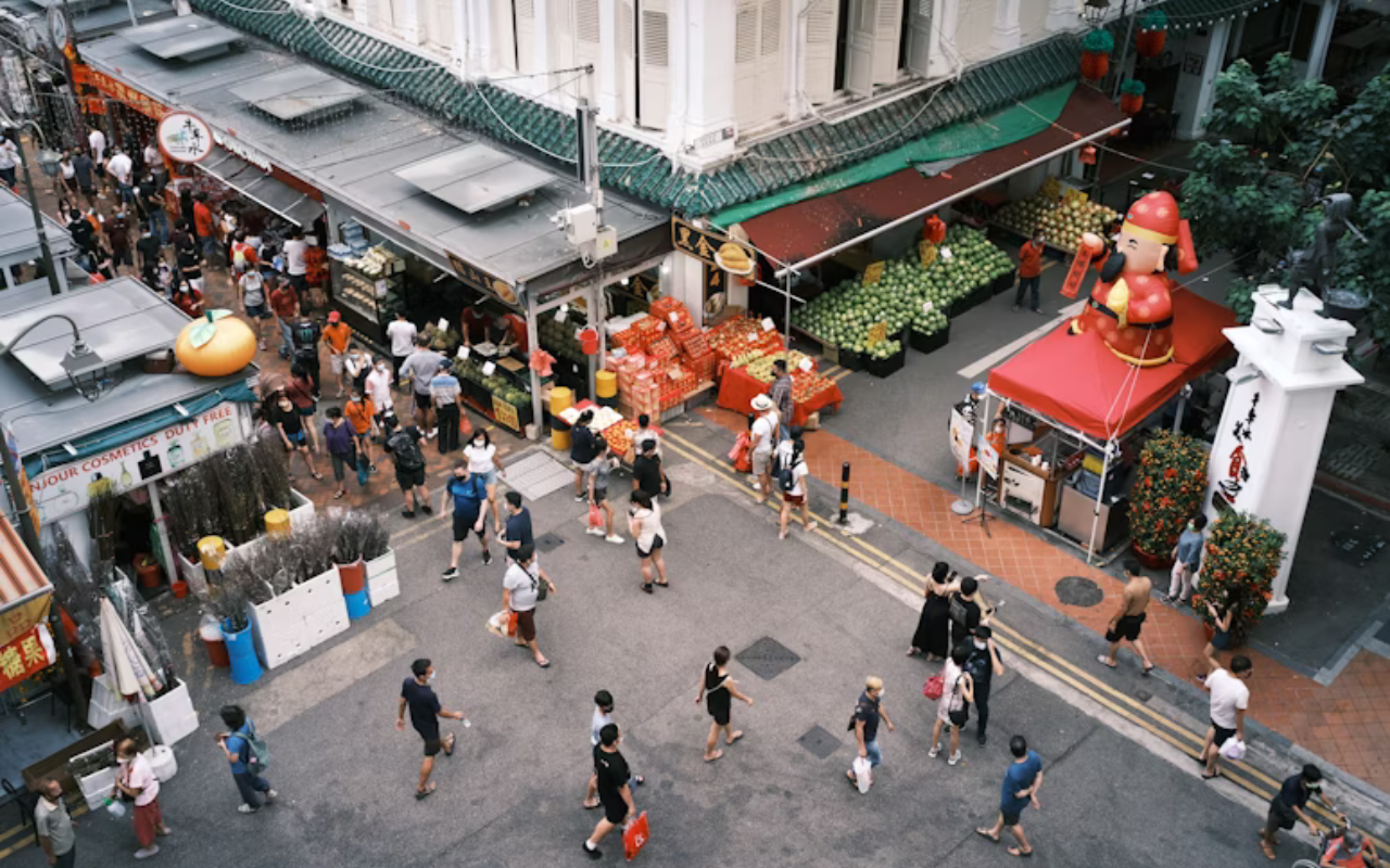 A market bustling with consumers