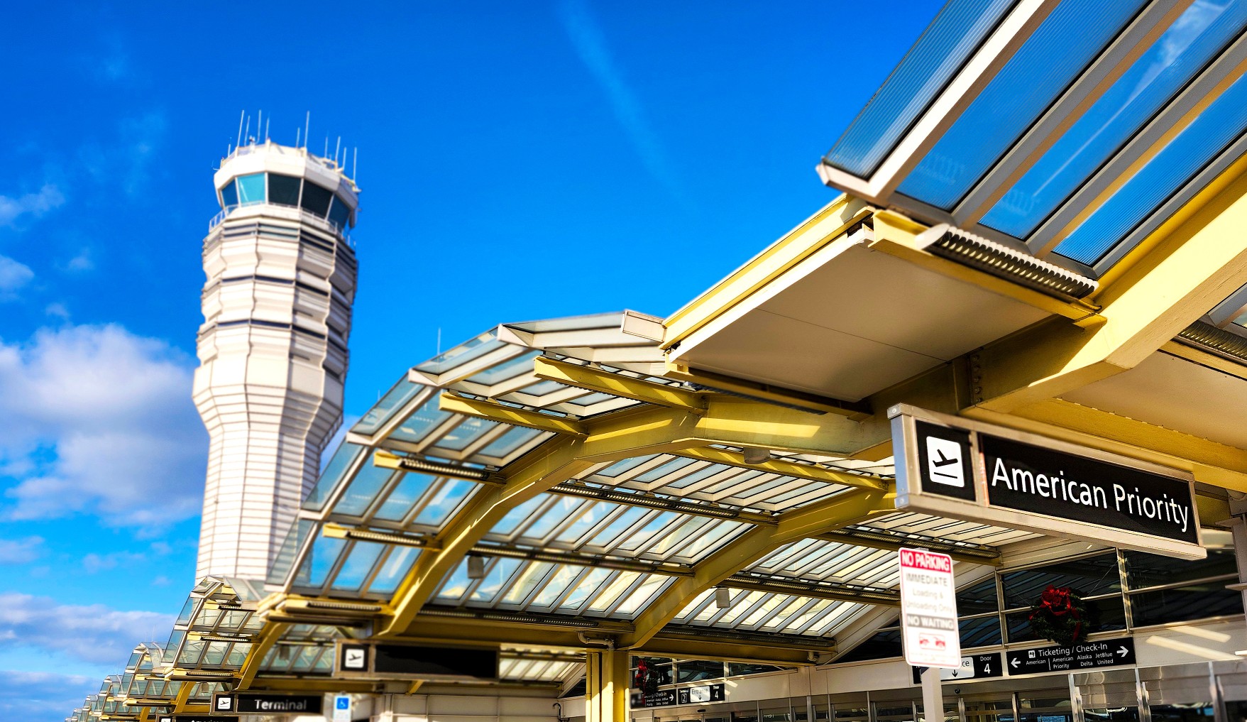 Exterior of Ronald Reagan Washington National Airport in Arlington during Labor Day travel weekend