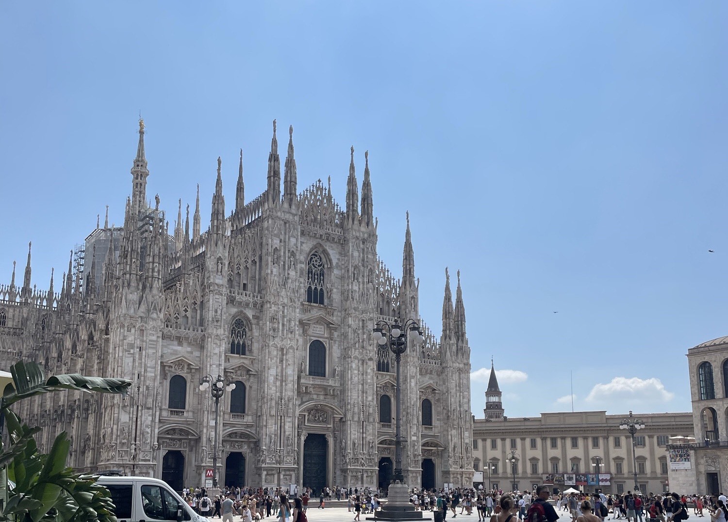 The crowded and chaotic duomo area in Milan’s city center. 