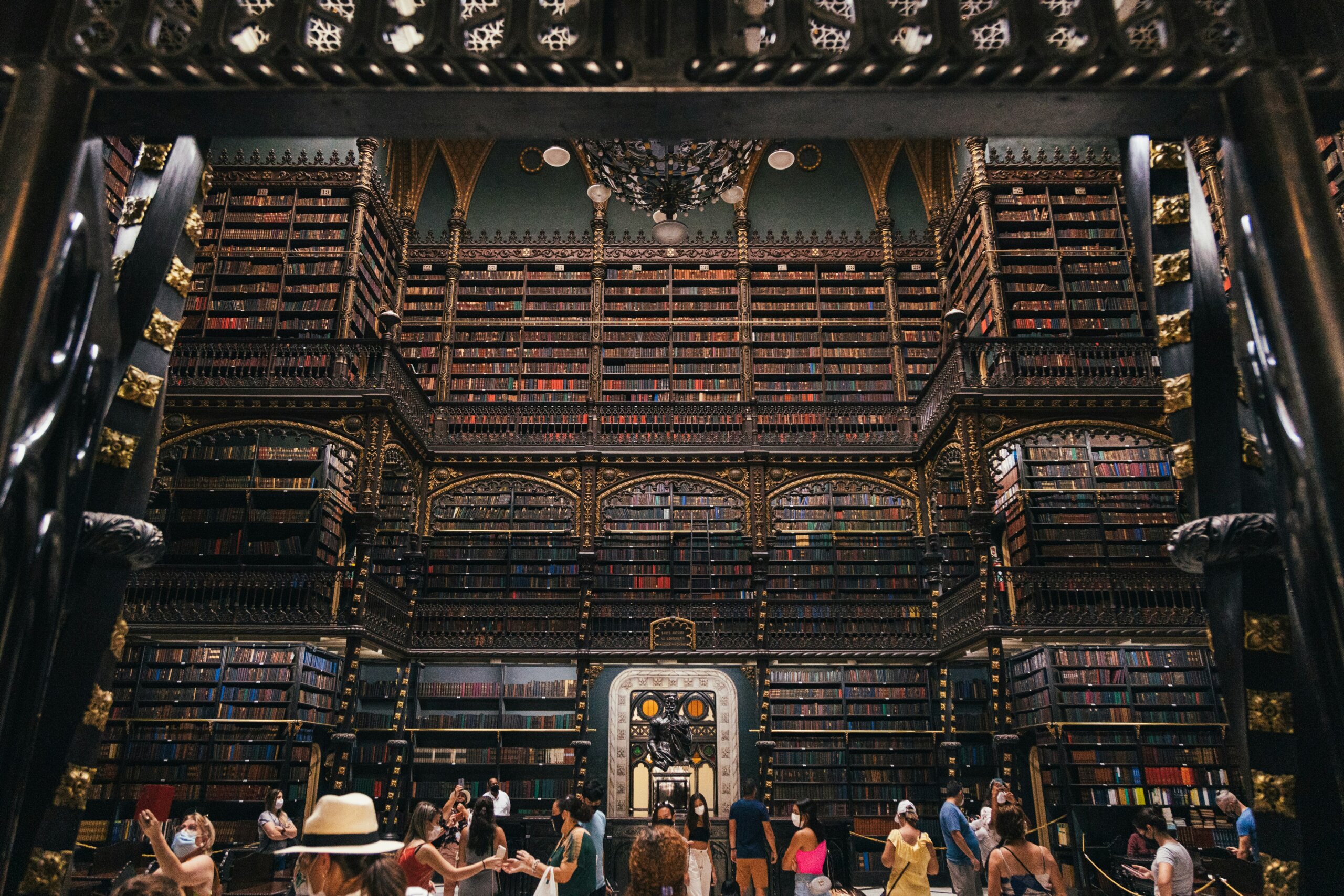 the royal portugese cabinet of reading