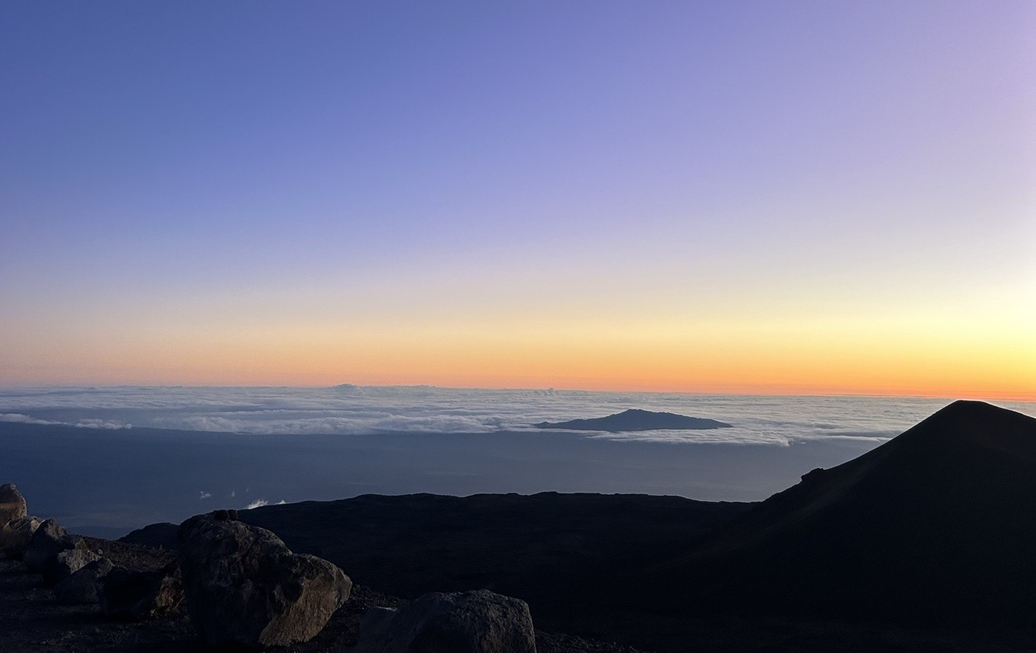 Mauna Kea Sunset Above the Clouds – Big Island, Hawaii