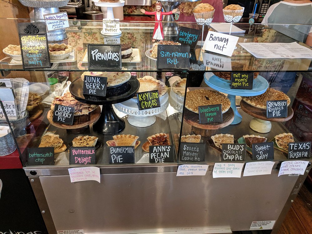 Royer's Pie Haven pie display