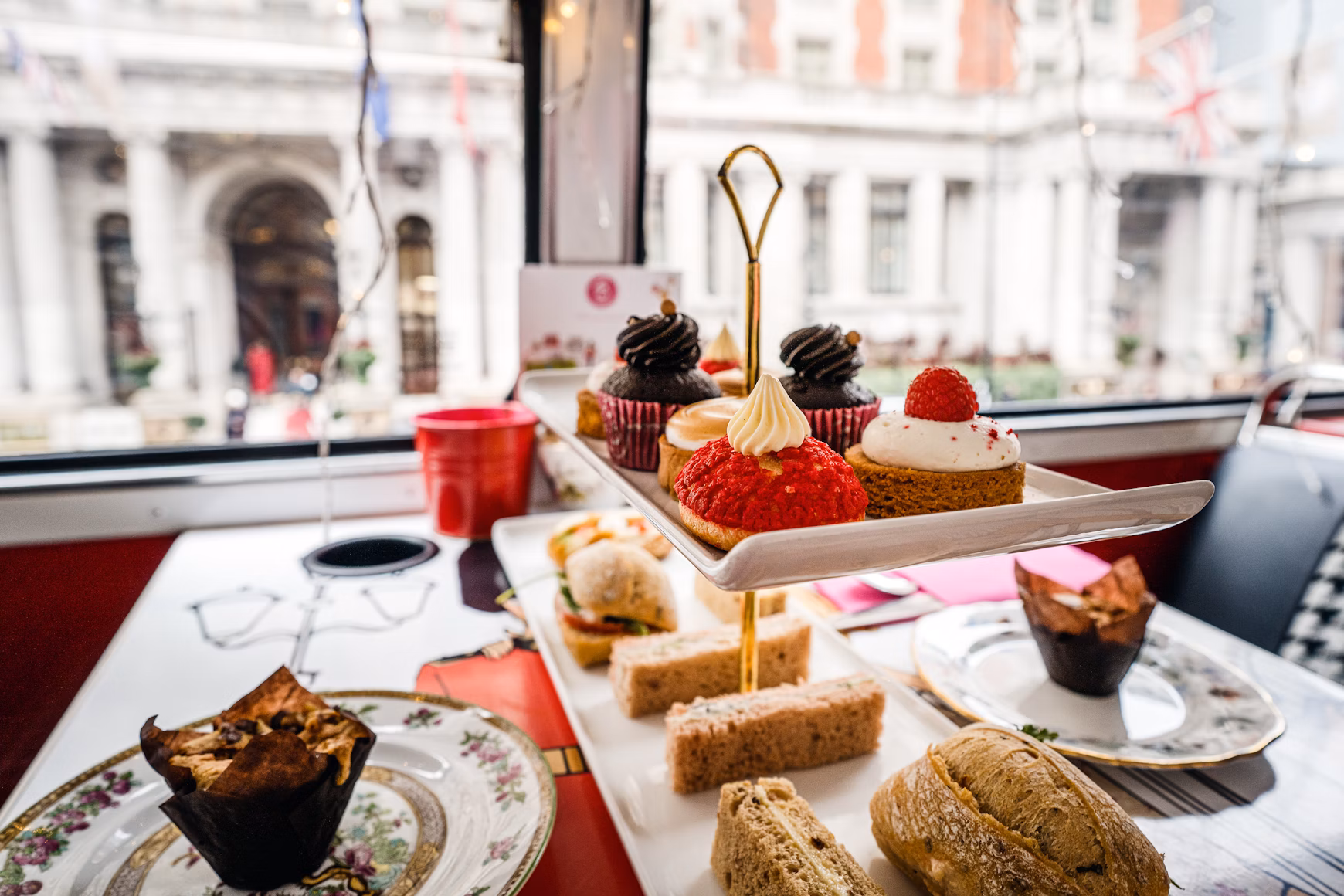 A scenic tea table set in the Irish countryside, symbolizing Ireland’s warm afternoon tea tradition and tearoom culture.