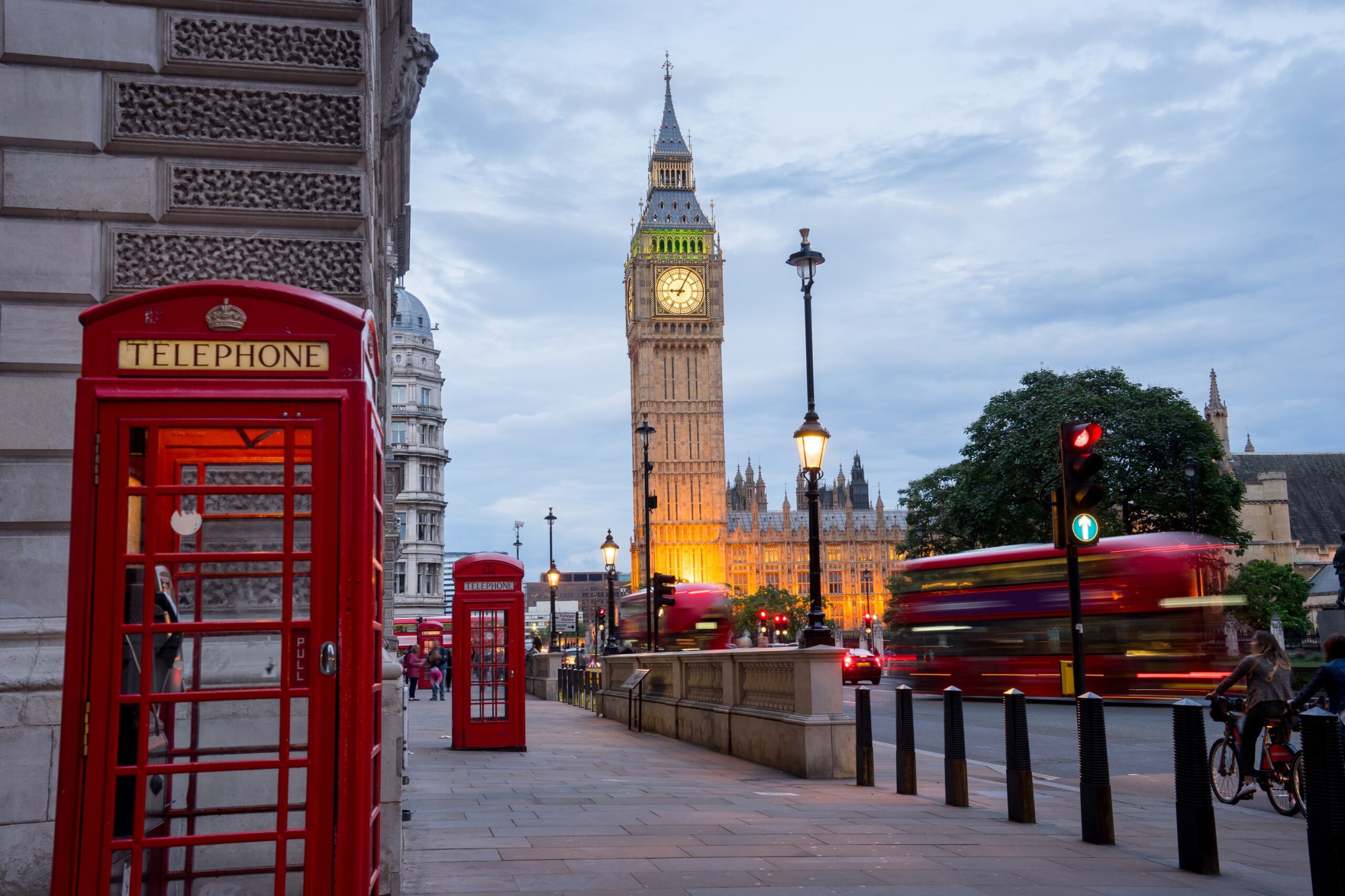 Big BenBig Ben and Westminster abbey in London, England
