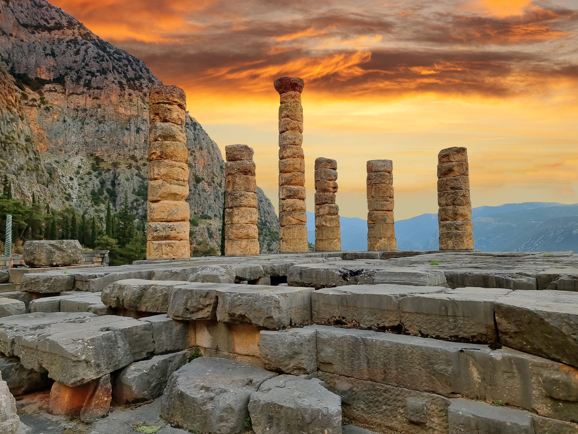 greece delphi appolo temple columns ancient
