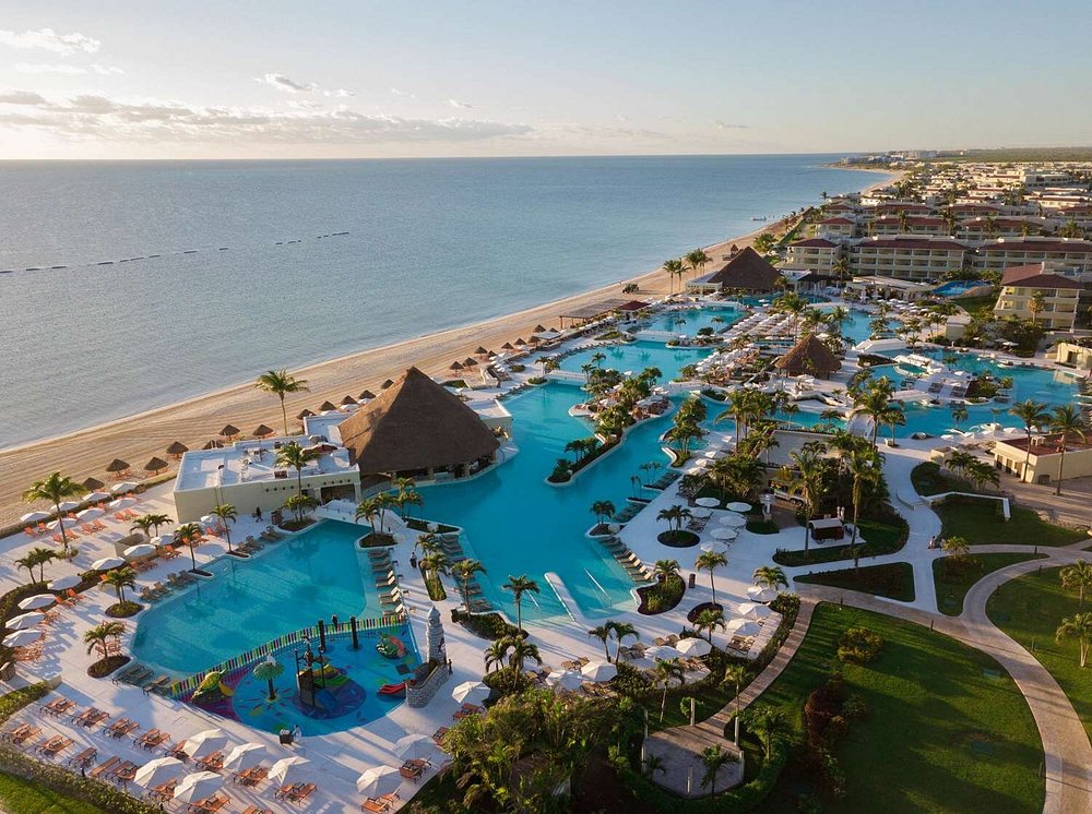 Ariel View of Moon Palace Cancun