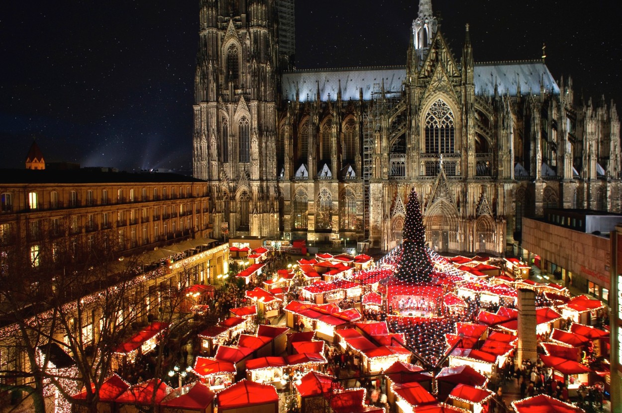 Cologne Cathedral Christmas Market. Most famous christmas market in the heart of Cologne near Cologne Cathedral.
