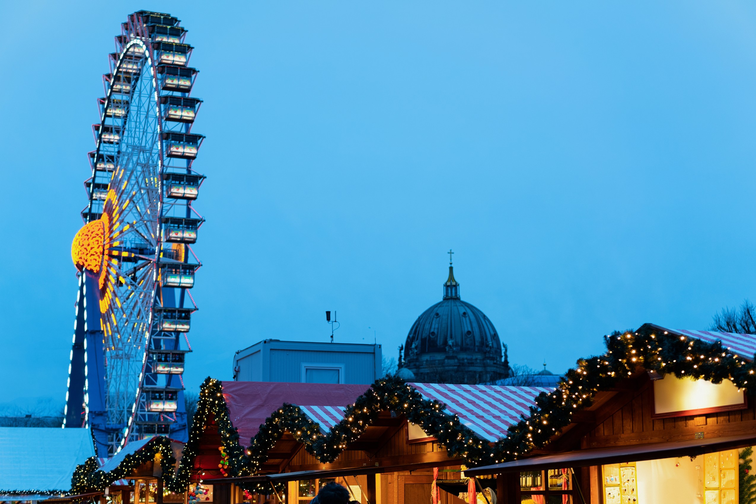 Christmas market with Ferris Wheel in Berliner Rathaus
