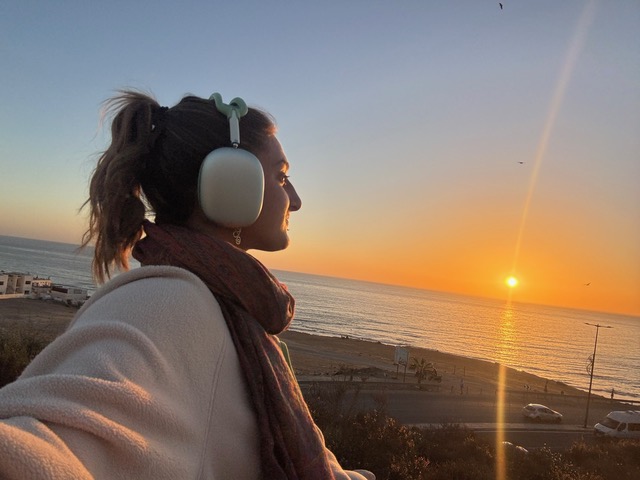 Solo female travel experience and making friends while traveling alone