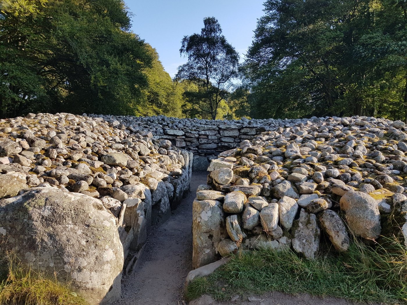 clava cairns
