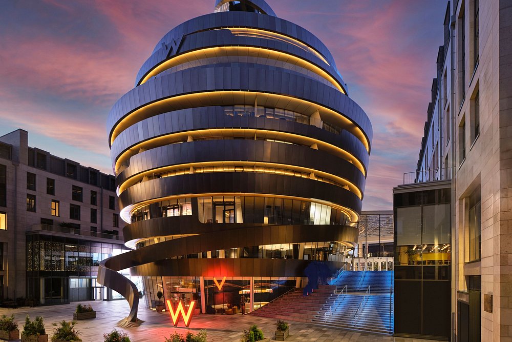 Ribbon Building Exterior